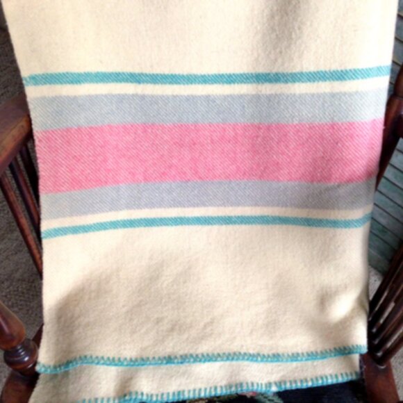 Vintage RARE Condon's 100% Pure Wool Blankets, Prince Edward Island - Picture 11 of 11